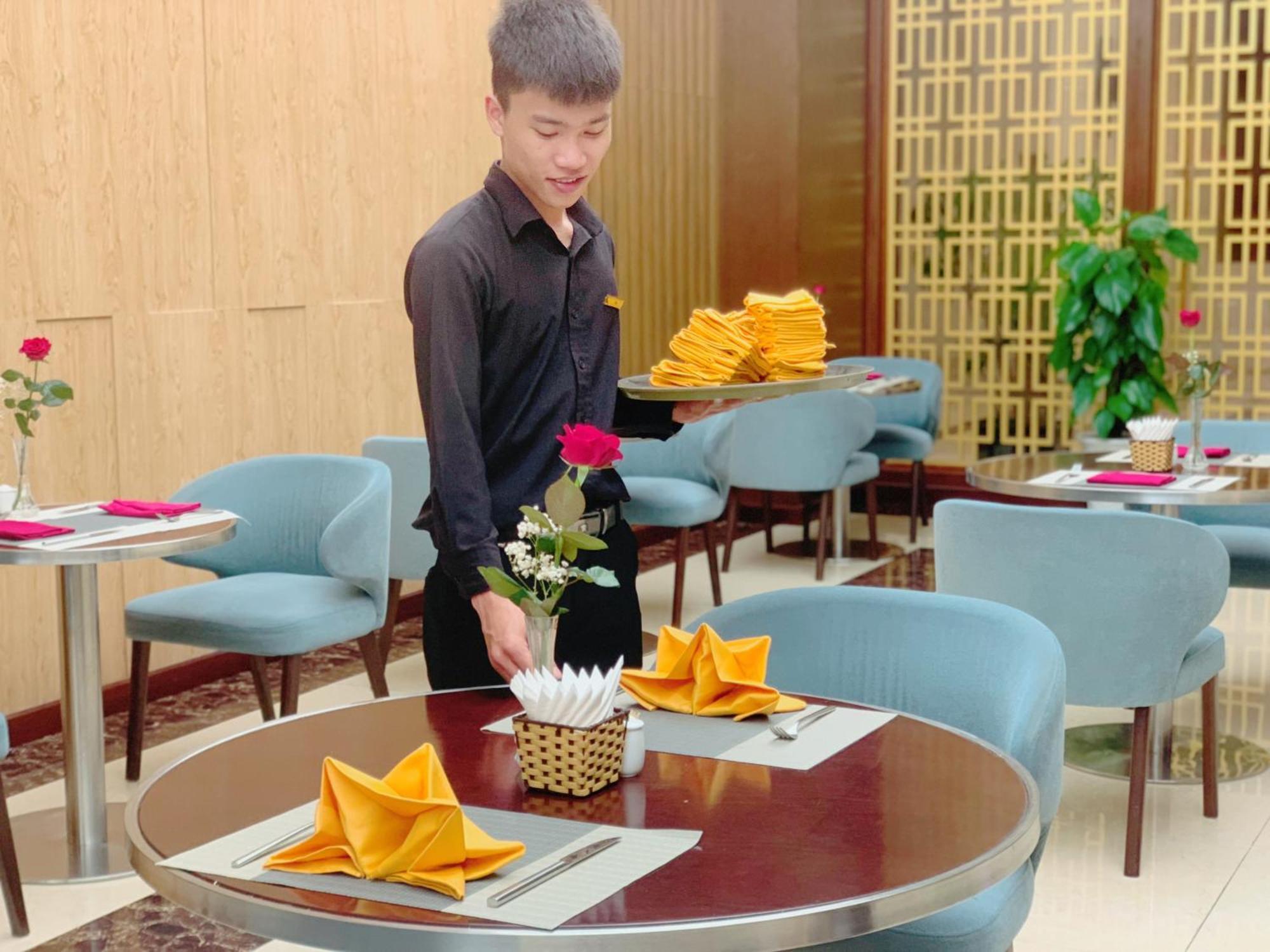 Muong Thanh Luxury Nhat Le Hotel Dong Hoi Esterno foto